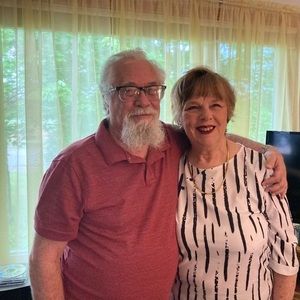 Meet your Posher, Linda